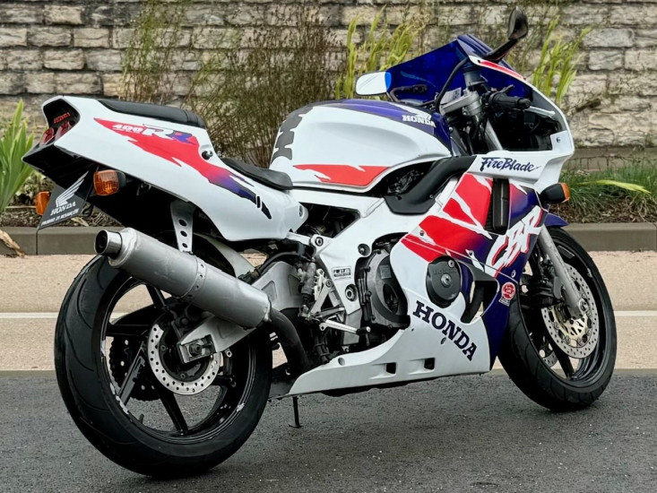 HONDA CBR 400RR - FRANOIS